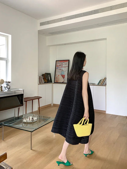 Miyake Pleated Women's Dresses Loose Plus Size High Quality Sense of Elegance Sleeveless Mid-length Skirt 2025 Spring New
