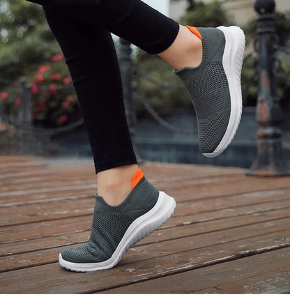 Unisex Men Women Casual Shoes Soft Sole Slip-On Sneakers Men Women Running Shoes Women Lightweight Loafers Walking Male Footwear