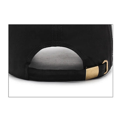 4 Colors New Fashion Soft Top Baseball Cap Outdoor Sport Casual Cotton Snapback Hats For Men and Women Three Bars Dad Hat Design