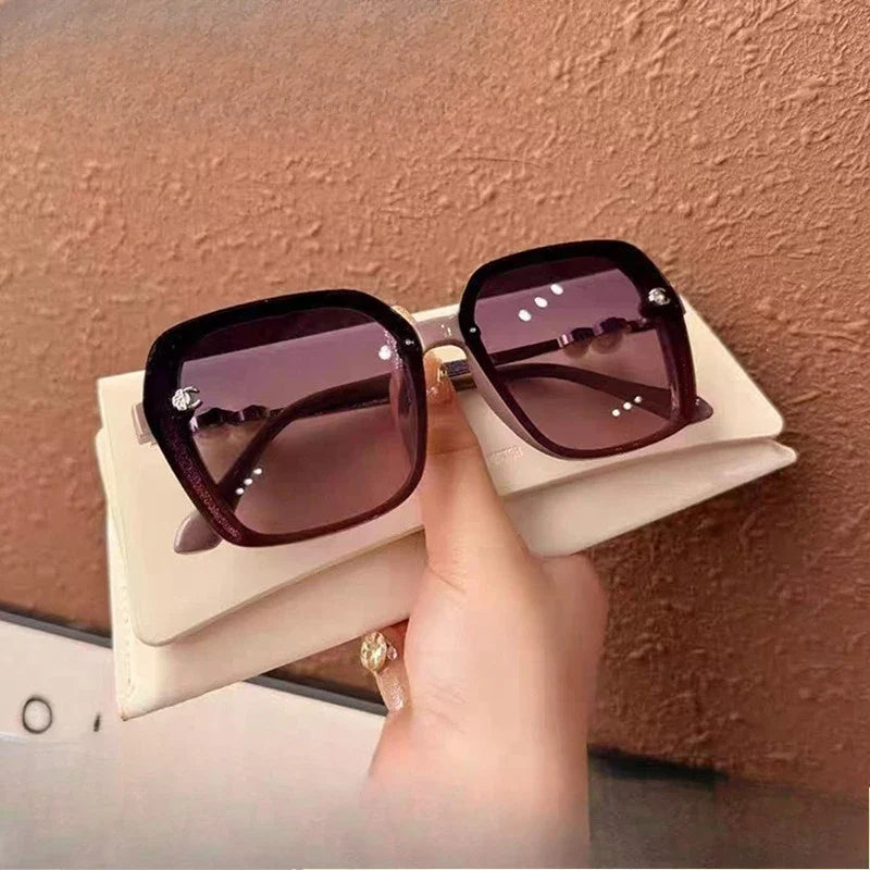 2025 Oversized Polarized Sunglasses for Women and Men  Pearl Fashion Square Designer Sun Glasses Unisex Eyewear UV400 Sunglass