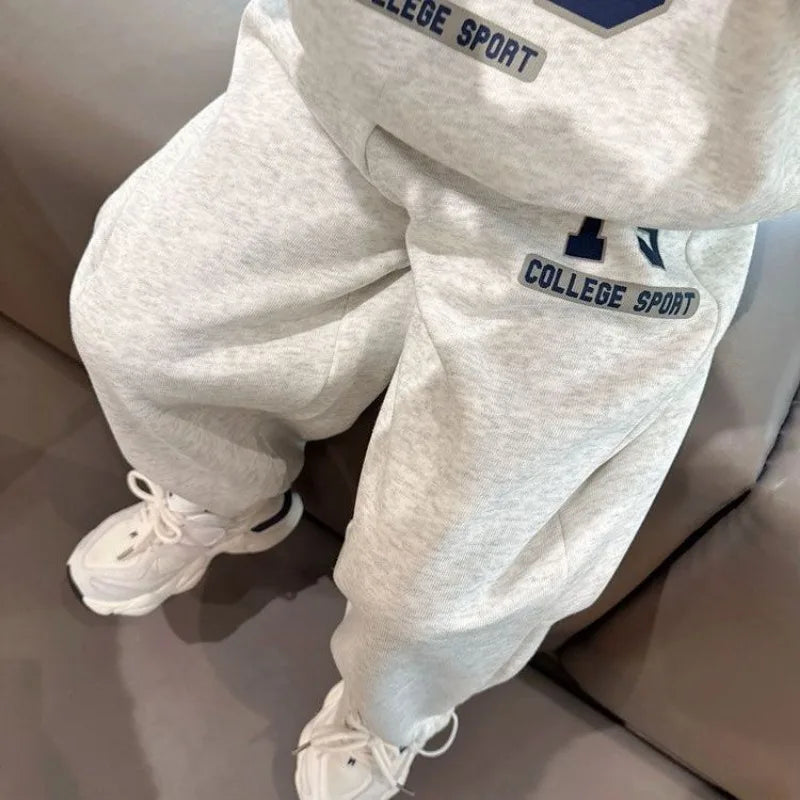 Boy White Grey Stand Collar Letter Sets Loose Casual Cotton Sports Suit Spring Autumn Children's Fashion Tops+Pants 2pcs 1-5 Yrs