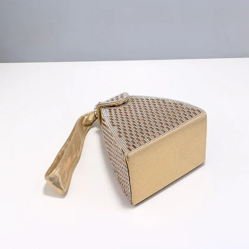Rhinestones Luxury Evening Bags For Women New In High Quality Pyramid Shape Fashion Chic Point Party Clutch Purse Free Shipping