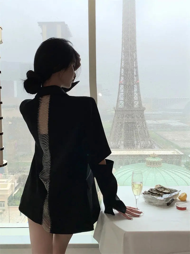 Premium Black Blazer for Women Spring Autumn New Arrival Sexy Backless Chain Accent Oversized Single Button Chic Feminine Design