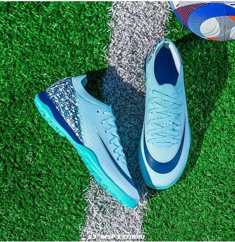 New Men Soccer Shoes Professional Football Boots Grass Outdoor Sport Non-Slip Training Shoes Match Sneakers Ultralight Unisex