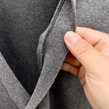 Designer Quality Men's V-Neck Knit Cardigan Autumn Winter New Solid Color Double Pocket Sweater Coat Casual Commute Menswear Top