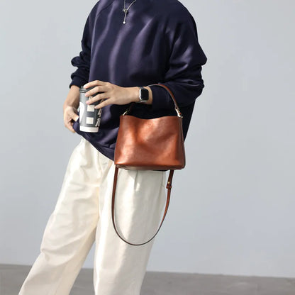 2024 New Arrival Genuine Leather Crossbody Bucket Bags Women Luxury Retro Small Handbag Soft Shoulder Bag