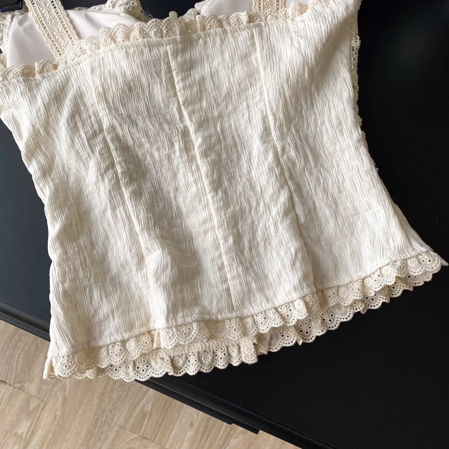 Lace Embroidery Vacation Camisole Summer 2026 Women Ins Sensual Gentle Versatile Top French Hollow Out Casual Tank Top