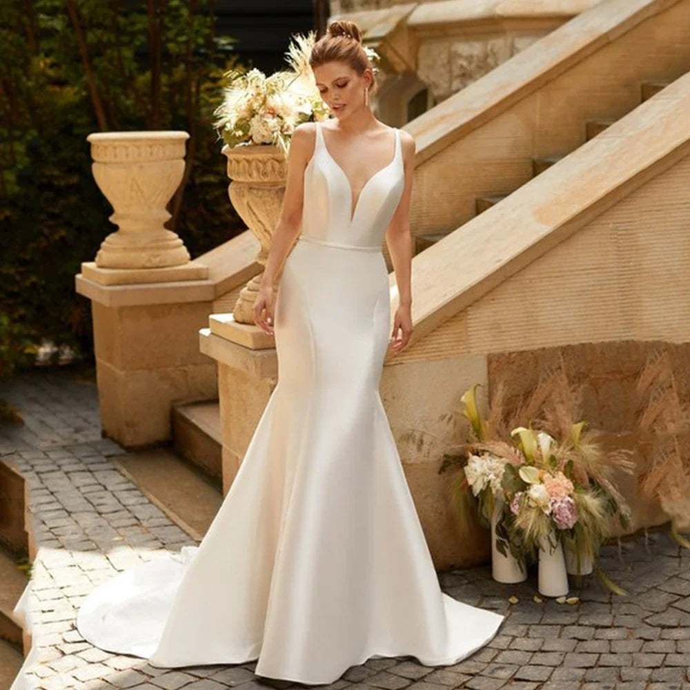 Elegant Wedding Dress of V-Neck and Backless Spaghetti Straps with Belt Mermaid High Quality Sexy Bridal for Church Marry Gowns