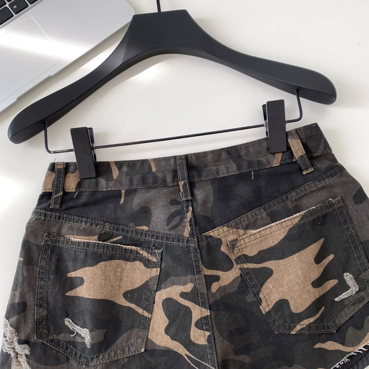 American Retro Camouflage Mini Shorts 2026 Ladies Hollow Out Slim Beach Pants Hot Girl Sexy Print Denim Shorts