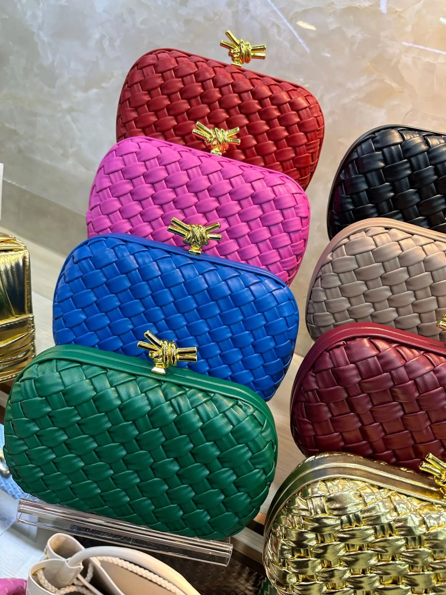 Elegant Box Shaped Dinner Clutch Crossbody Bag for Women Fashionable Chain Strap Handbag Retro Style Leather Handbag