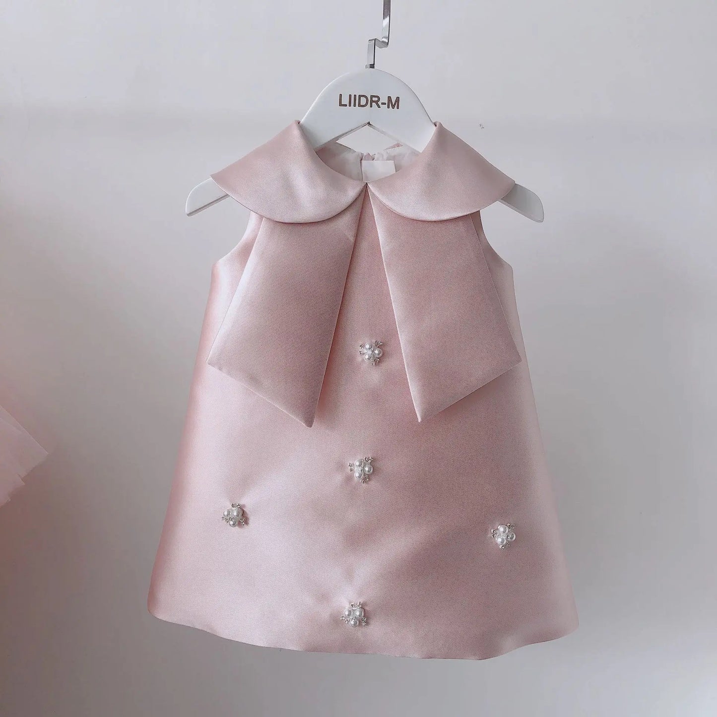 New Girls Western Style Long-Sleeved RedAWord PrincessAExpansion Skirt Handmade Pearl Diamond Dress Skirt