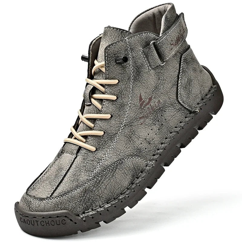 New 2024 Autumn Handmade Leather Men Boots Design Sneakers Man Breathable Casual Leather Shoes Men Ankle Boots Outdoor Boats