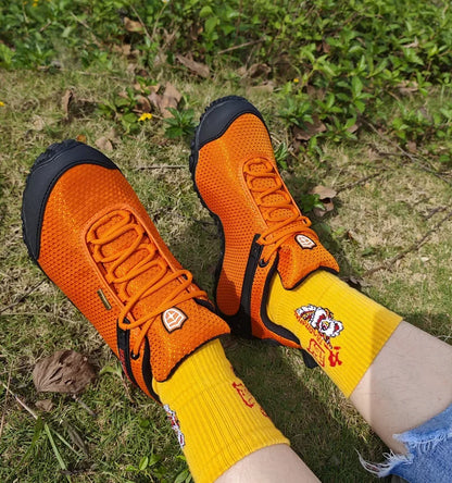 Mens Outdoor Mountain Climbing Shoes Mesh Non-Slip Breathable Trekking Hiking Shoes Waterproof Camping Soft Sneakers 39-46