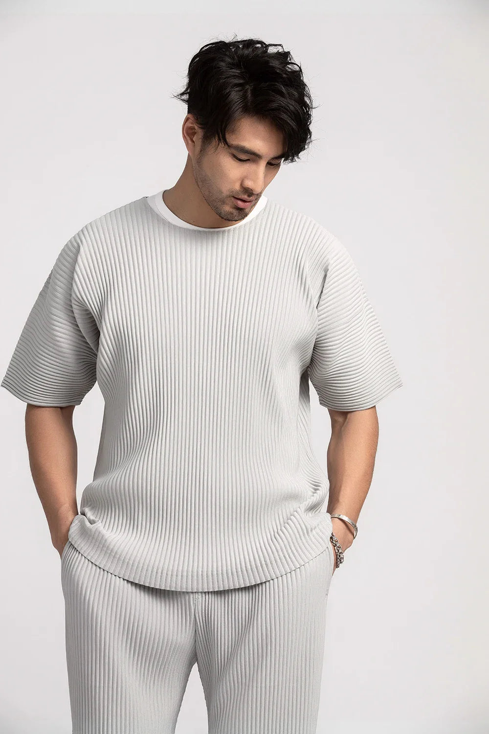 Miyake Shirt Thin Breathable Short Sleeve Round Neck T Shirt Summer Solid Sports Top Miyake Pleated Men