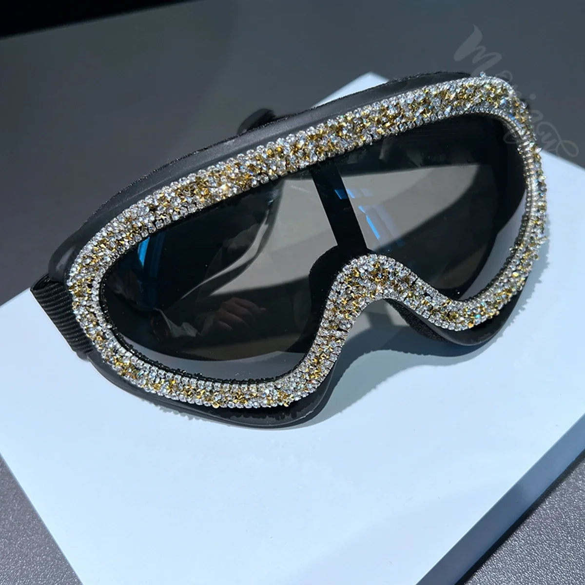 Luxury Rhinestone Ski Snowboard Goggles Mountain Skiing Eyewear Winter Sports Gogle Snow Glasses Cycling Sunglasses Mens
