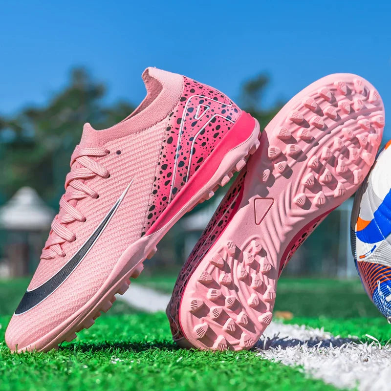 New Men Professional Football Boots Grass Soccer Shoes Outdoor Sport Non-Slip Training Shoes Match Sneakers Ultralight Unisex