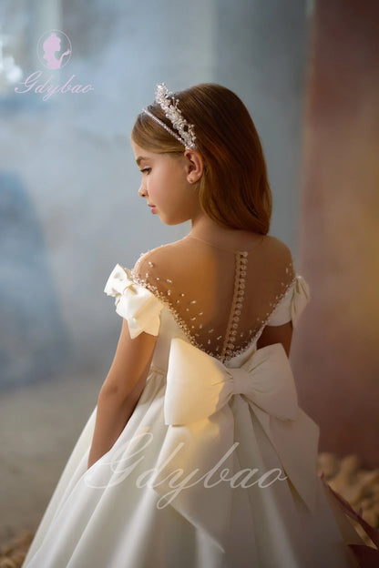 Elegant Satin Flower Girl Dress For Wedding Beaded Short Sleeves Puffy With Bow Kids Birthday Party First Communion Ball Gown