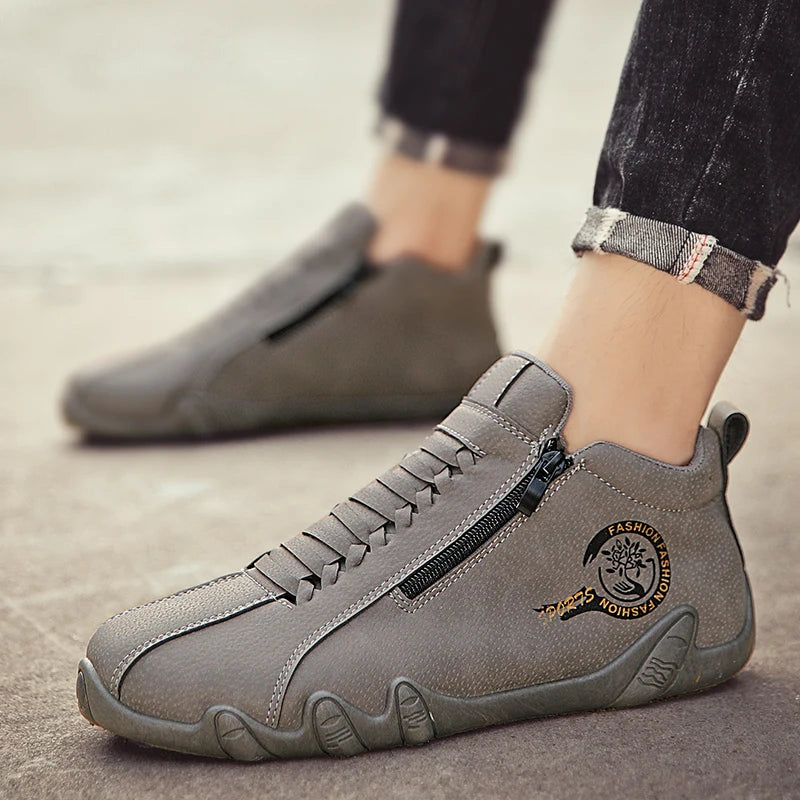 New Men's Ankle Boots Fashion Soft Sole High Top Sneakers Men Shoes Outdoor Versatile Loafers Comfortable Casual Walking Shoes