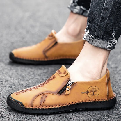 100% cowhide New large-sized men's boots Fashionable casual thick-soled breathable men's shoes Outdoor sports Chelsea boots