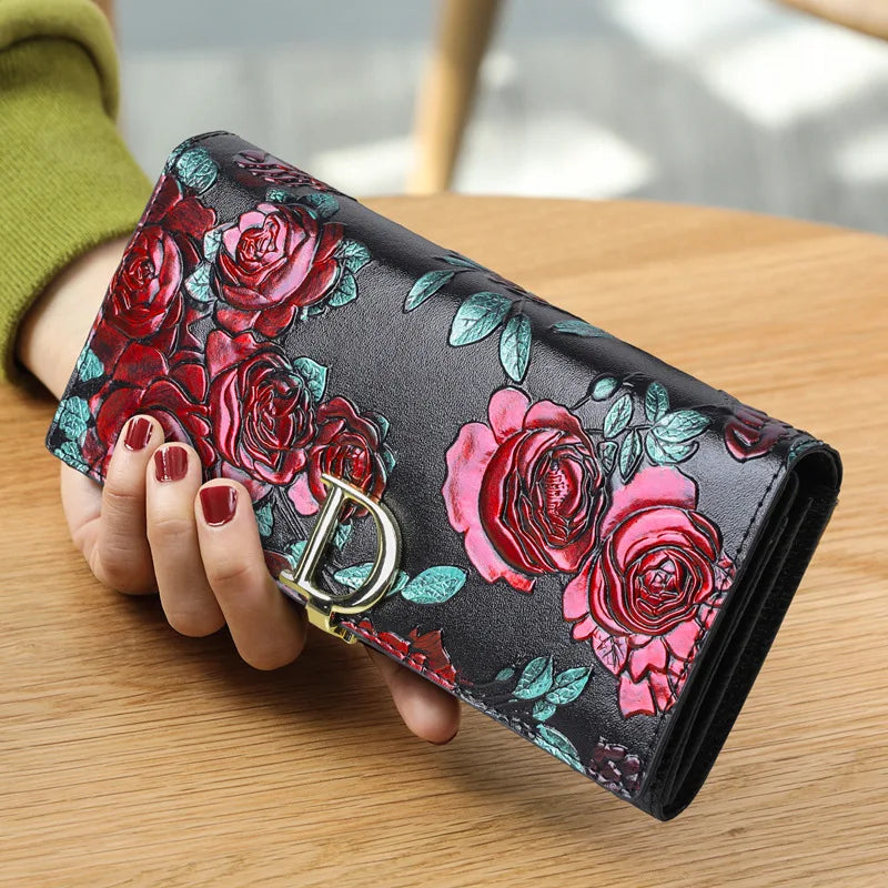2025 New Genuine Leather Purse Wallet Female 3D Embossing Ladies Personality Retro Long Clutch Wallet Women Purse Coin Holders
