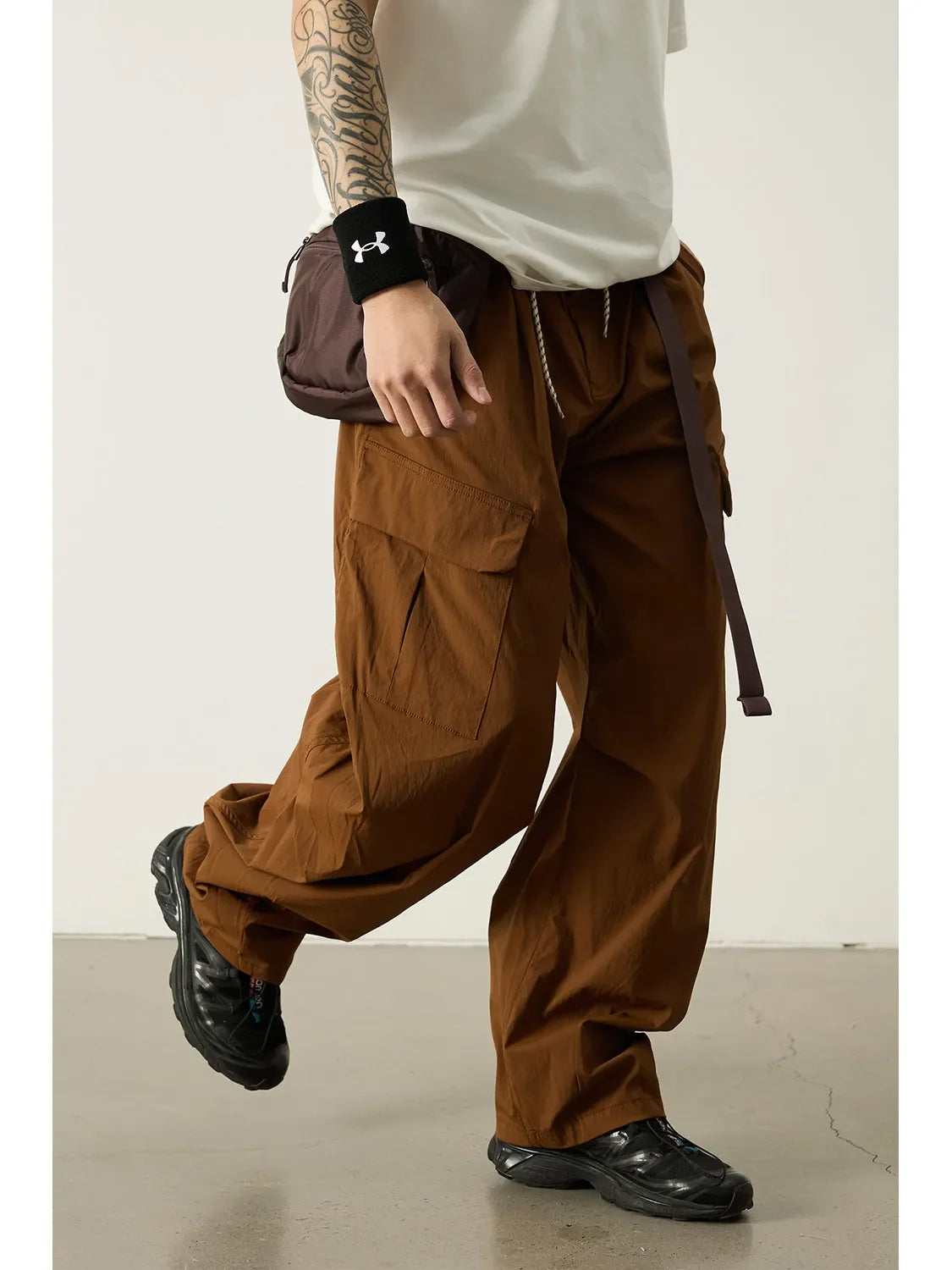 Unisex Outdoor Quick Dry Lightweight Techwear Hiking Cargo Pants Loose Fit Casual Sports Spring Summer Thin Long Pants Trendy