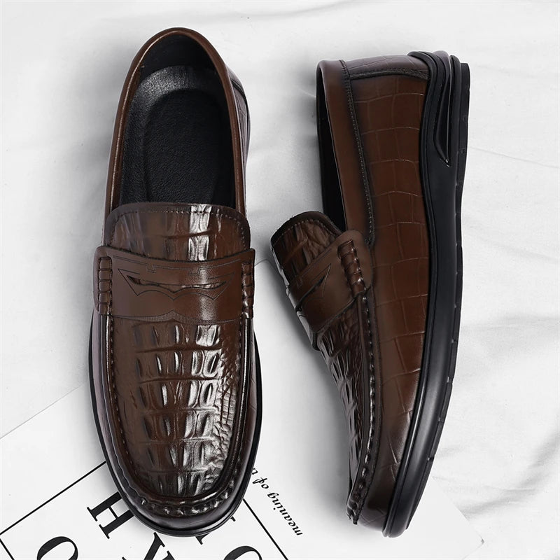 Mens Leather Mens Loafers Non Slip Walking Flats Breathable Driving Shoes Outdoor Slip on Casual Shoes Man Work Office Sneakers