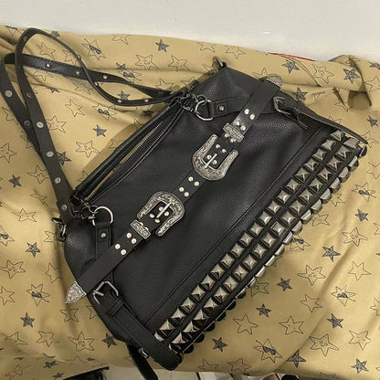 Spice Girl Carved Leather Buckle Bag Large Capacity PU Fashion Rivet Cool Handbags Oblique Straddle Portable Punk Tote Bags