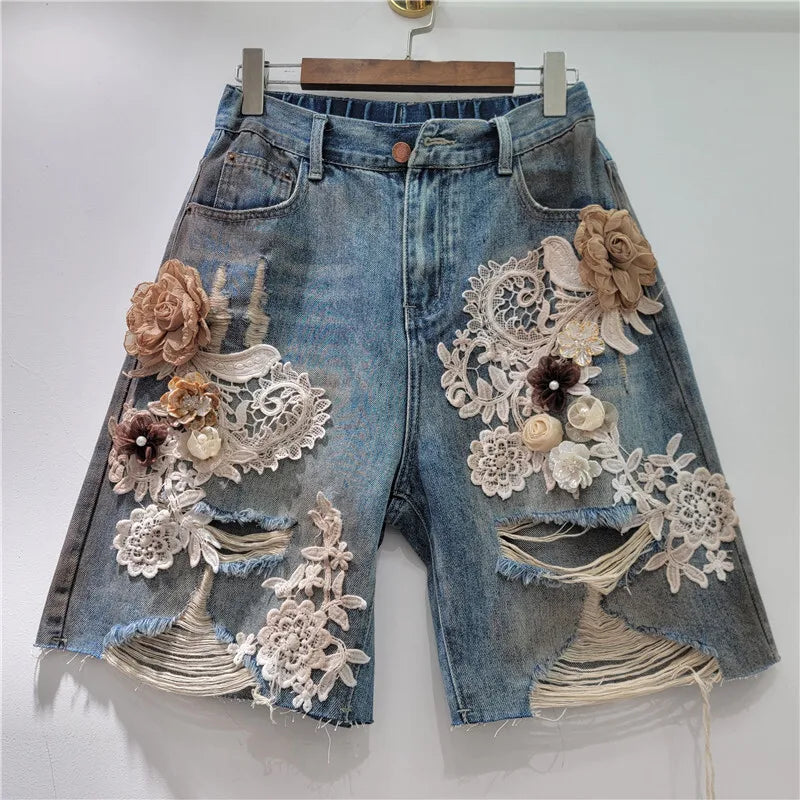 Fashion Women Spliced Lace Flower Hole Design Denim Shorts Vintage Straight Wide Leg Short Pants Female 2025 Summer 1LS1867