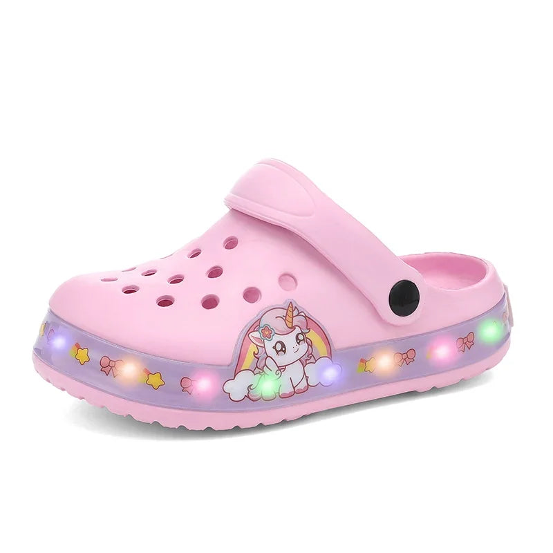 Light Sandals for Girls Pink Cartoon Printing Summer Beach Kids Shoes Outdoor Non-slip Classic Design Children's Casual Clogs