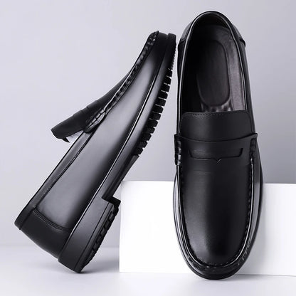 2026 Summer Mens Leather Loafers Slip on Casual Shoes Breathable Moccasins Comfortable Walking Office Flats Male Walking Shoes
