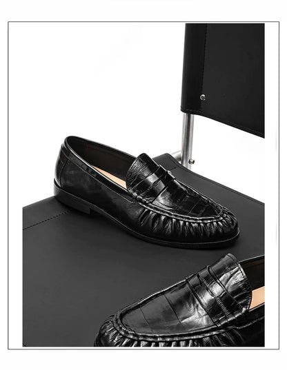 Pearlescent eel skin loafers for men with pleated flat bottoms slip on casual leather shoes for work and business
