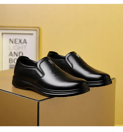 Spring Autumn New Designer Loafers for Men Solid Color Fashion Business Casual Shoes Male Soft Sole British Leather Shoes Man