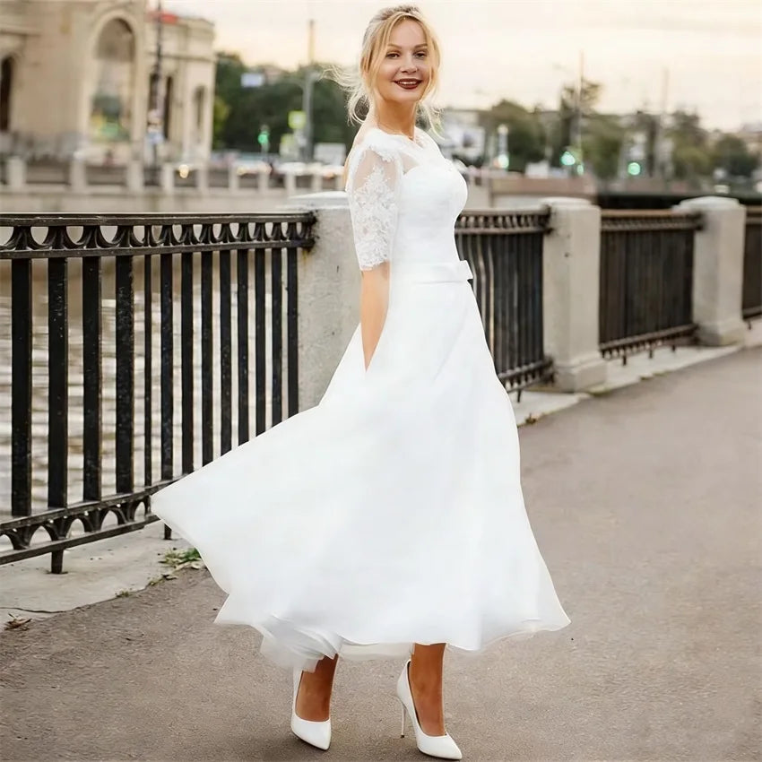 Customized Elegant Midi Wedding Dresses White Lace Appliques Tea Length Bridal Gowns A-line Scoop Neck Half Sleeves Bride Dress
