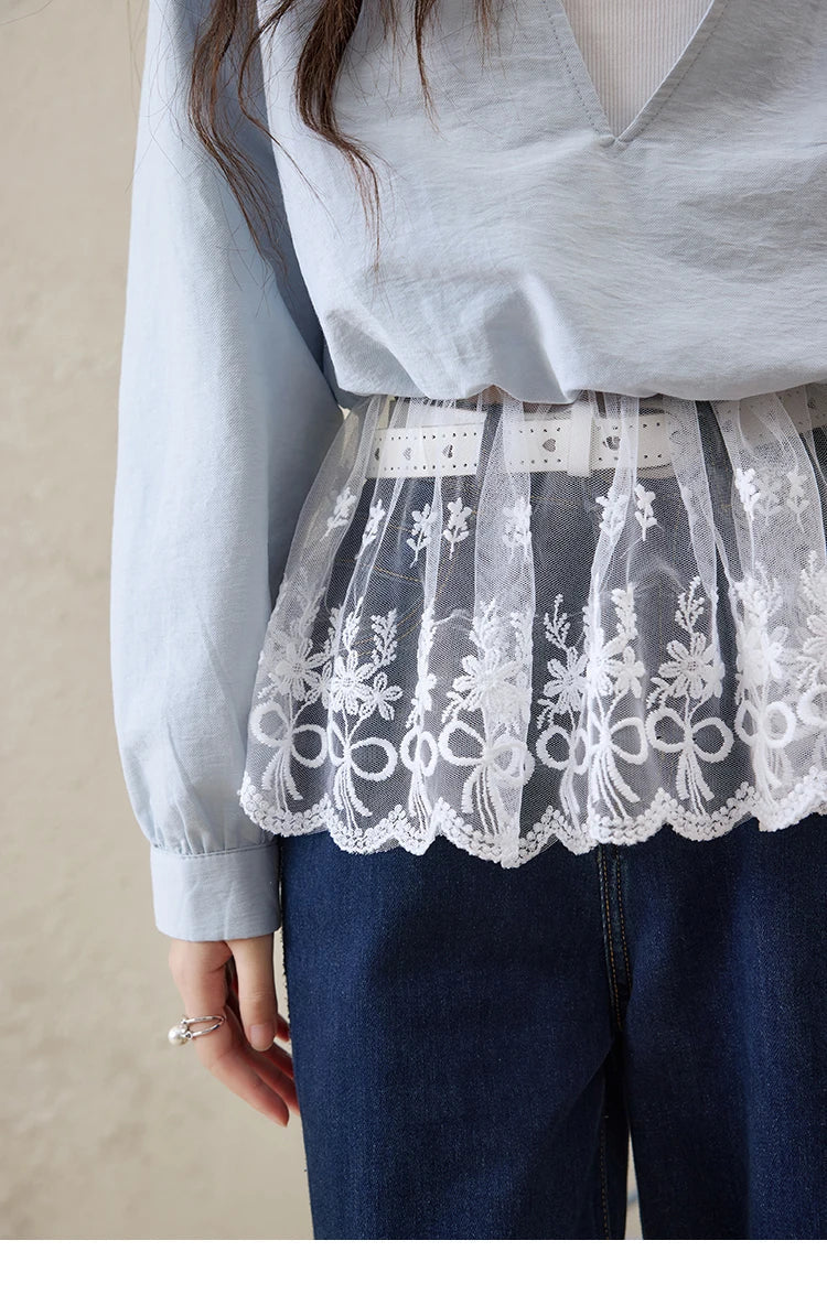 French Spring Shirts Women 2025 Long Sleeve Turn-down Collar Fake Two-piece Blouses Female Splicing Lace Tops MXE16C0783