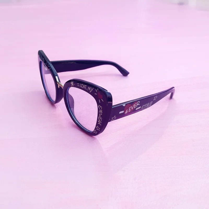 Ins 2025 New Hand-drawn Graffiti Sunglasses Unique Text Personality Fashion Sun Glasses Women Men Cat Eye Gafas De Sol UV400