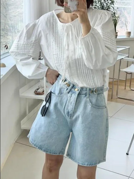 New 2024 Summer Denim Shorts For Women High Waist Sky Blue Color Wide Leg Loose Buttons Streetwear Loose Jean Shorts Women