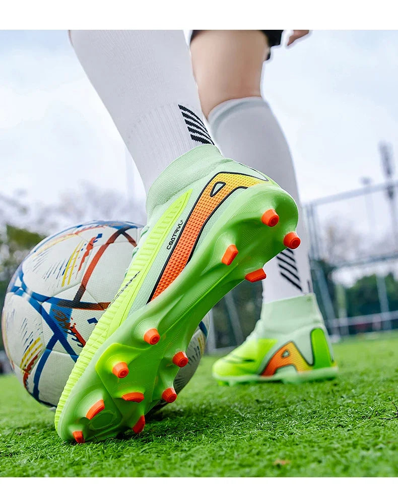 New Men Football Boots Professional Ultralight Match Grass Futsal Soccer Shoes Cleats Women Unisex High-quality TF/FG Sneakers