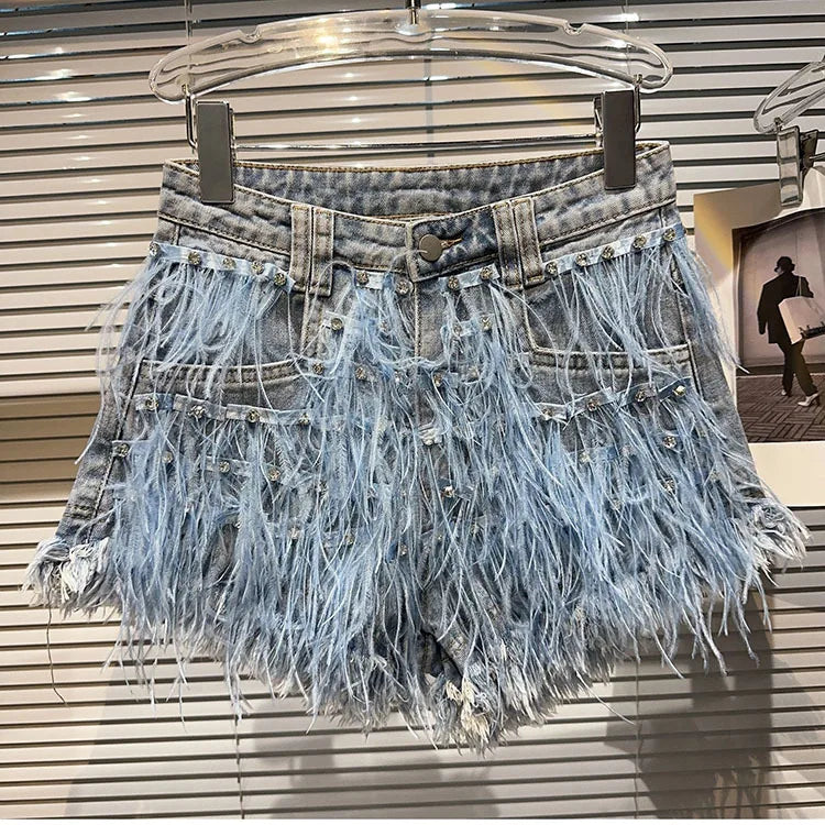 Summer Street Hot Girls Short Jeans Female Chic Feather Diamond Denim Shorts Women Retro Washed Hot Pants Sexy Night Club Shorts