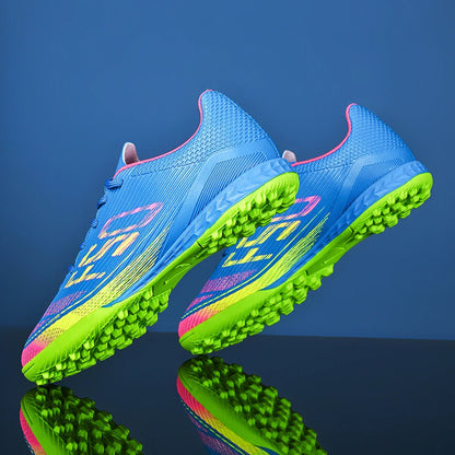 Professional football shoes lightweight and breathable AG/FG outdoor football boots stable and exclusive to sports enthusiasts