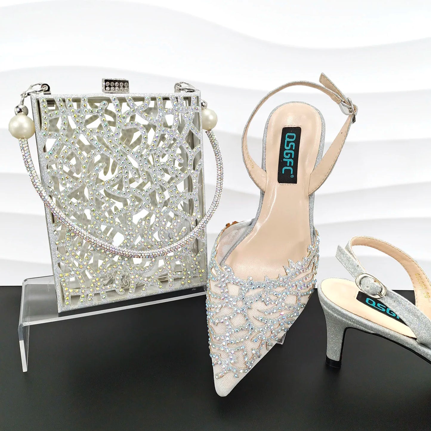 Nigerian Style Elegant Women's Party Shoes  Luxury Full of Diamonds Shoes Sky Blue Pointed High Heel Shoe Bag Set