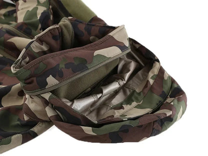 Outdoor Tactical Jacket Men's Stand-up Collar Plush Thickened Soft Shell Jacket Winter Windproof Waterproof Camouflage Coat