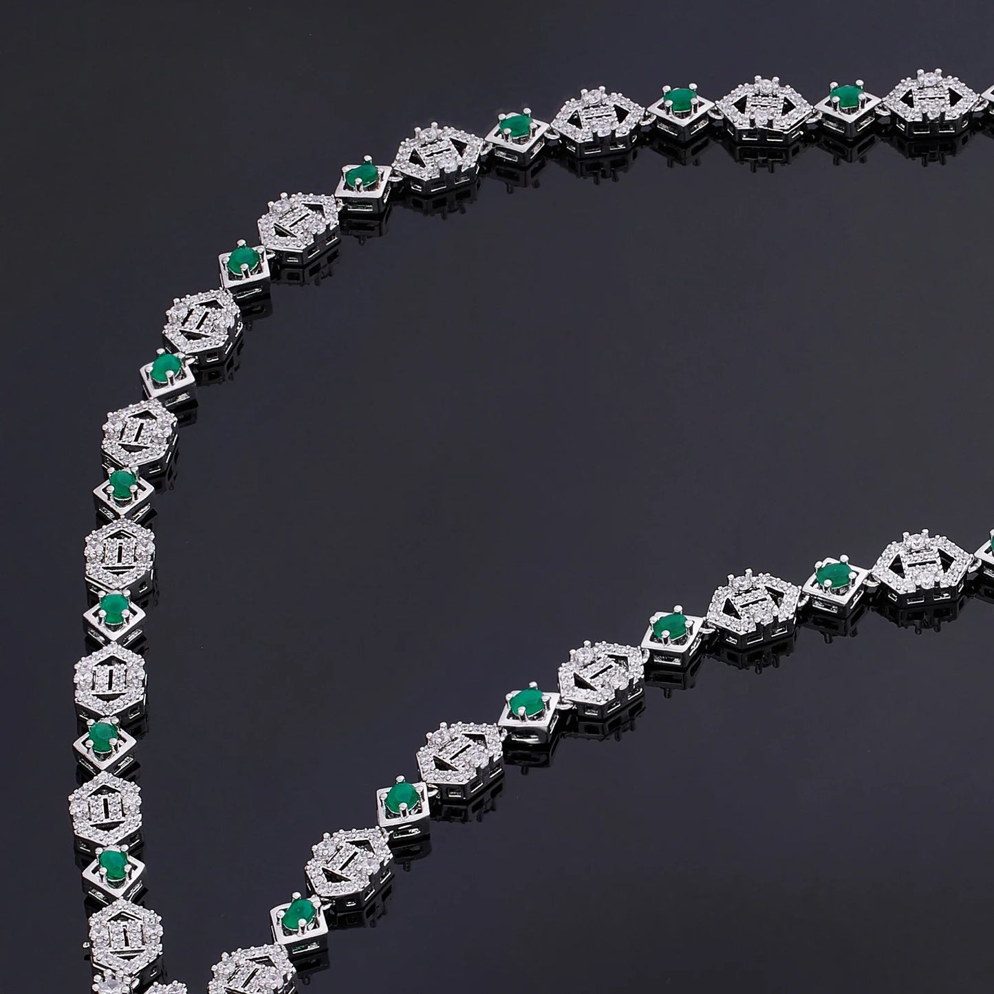 2023 Hot Square Sweater Chain 4-Piece Long Necklace Set Crystal Cubic zirconia Dubai Nigeria Wedding Accessories