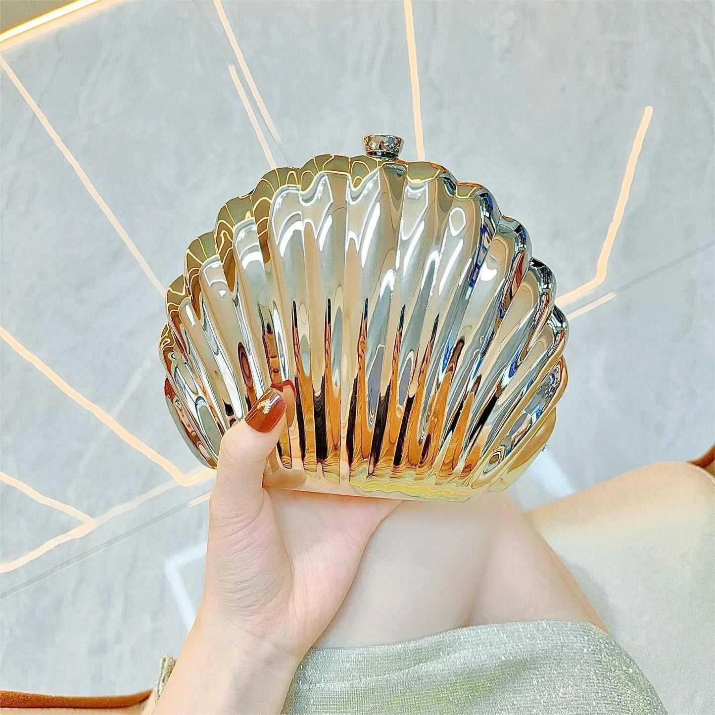 2025 Women Silver Gold Shell Bag Cute Acrylic Evening Clutch Bag With Strap For Wedding Party Small Purses Designer Handbags Ins