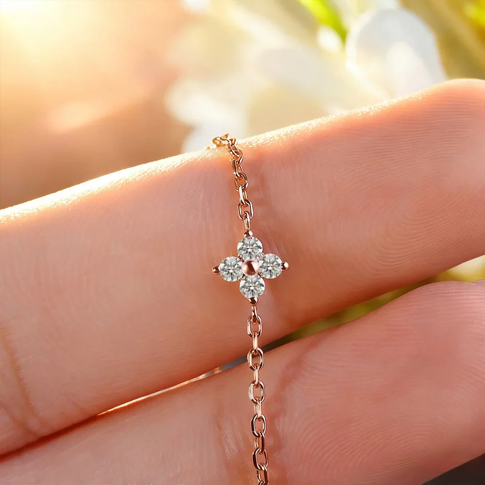 Four-Leaf Clover Moissanite Necklaces for Women 2mm D VVS1 GRA Certified Lab Moissanite s925 Sterling Silver Necklace