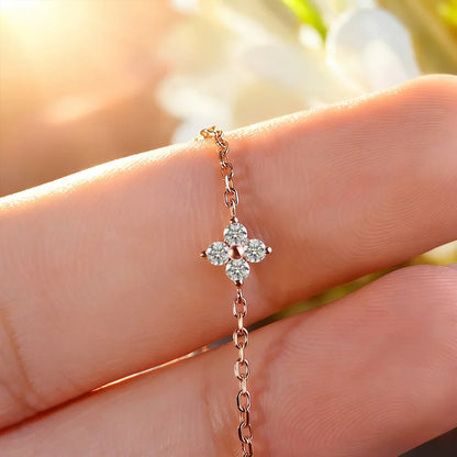 Four-Leaf Clover Moissanite Necklaces for Women 2mm D VVS1 GRA Certified Lab Moissanite s925 Sterling Silver Necklace