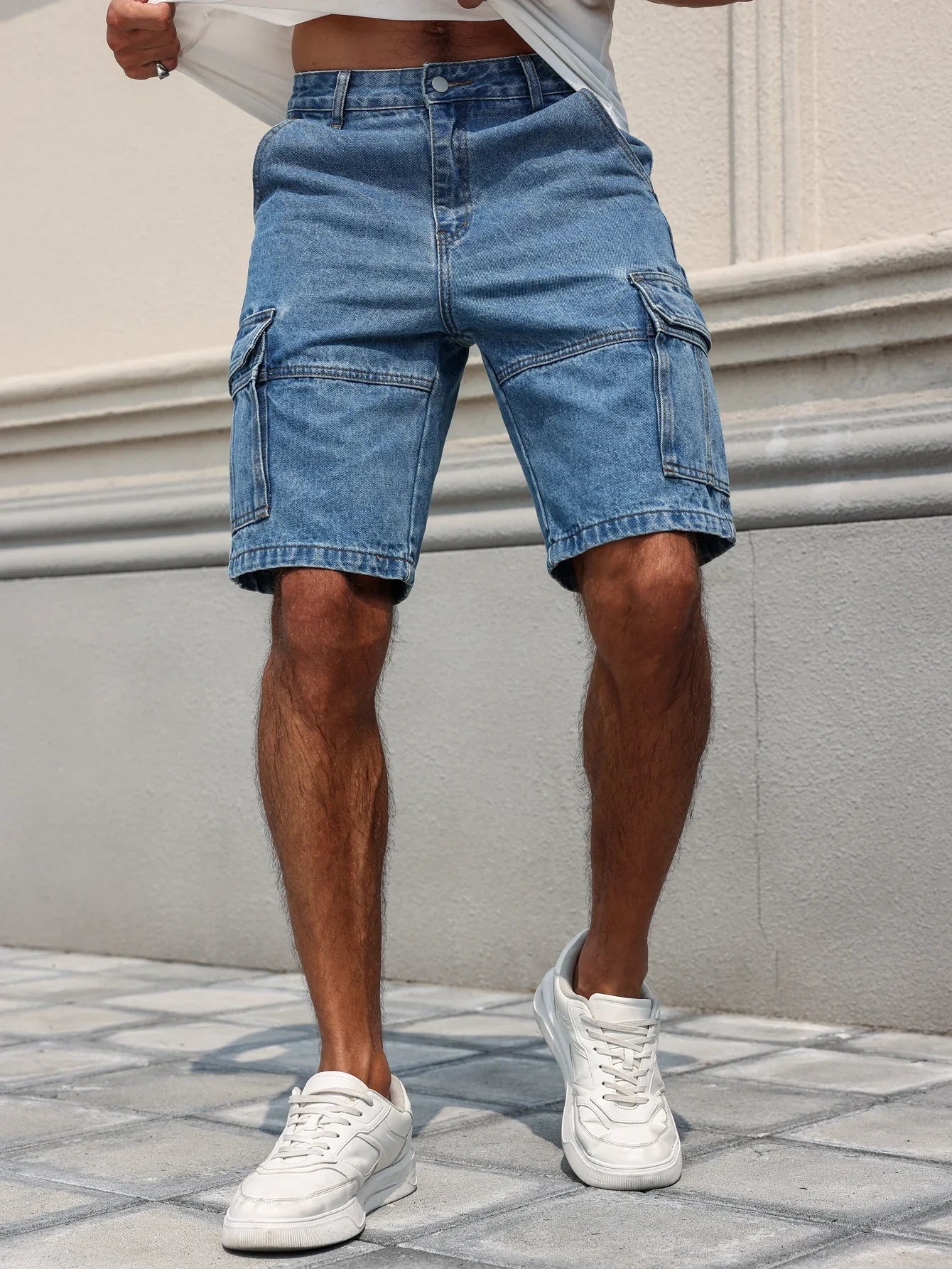 Men's Summer Workwear Denim Shorts, Blue Multi-Pocket Style. Stylish and Casual, Suitable for Streetwear.