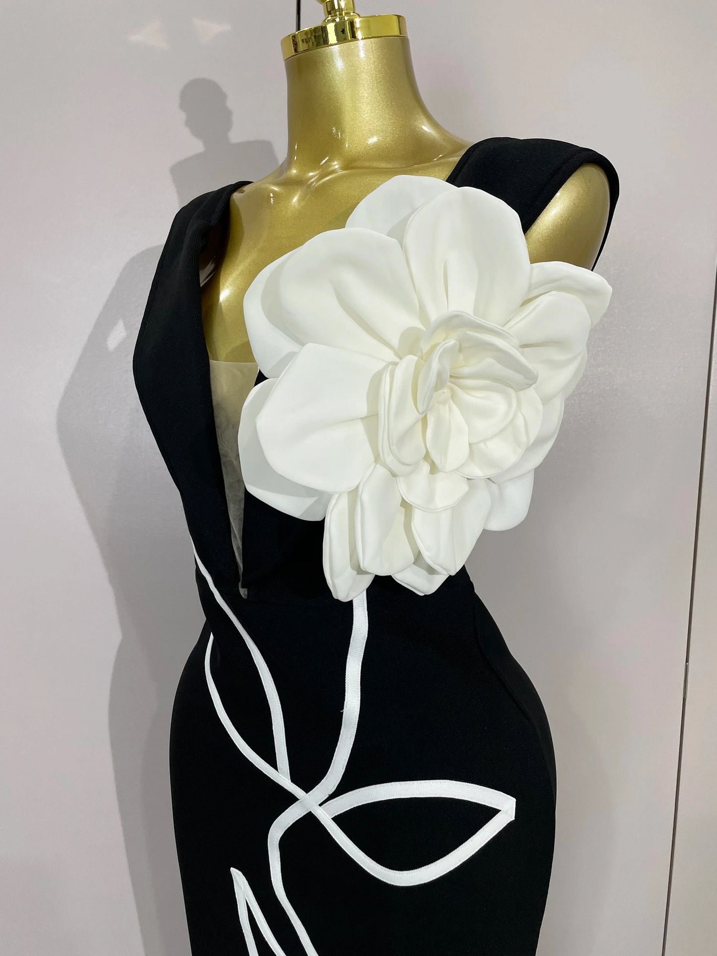 Sexy Off Shoulder White Flower Black Red Bodycon Bandage Long Dress Women Luxury Celebrity Evening Club Elegant Party Gowns