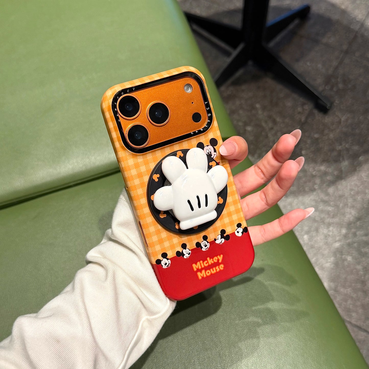 Cute Mickey Glove For Magnetic Phone Case with Stand 3D Hand Shape Grip Holder for 17 16 15 14 13 Pro Max  Disney Cartoon Cover.