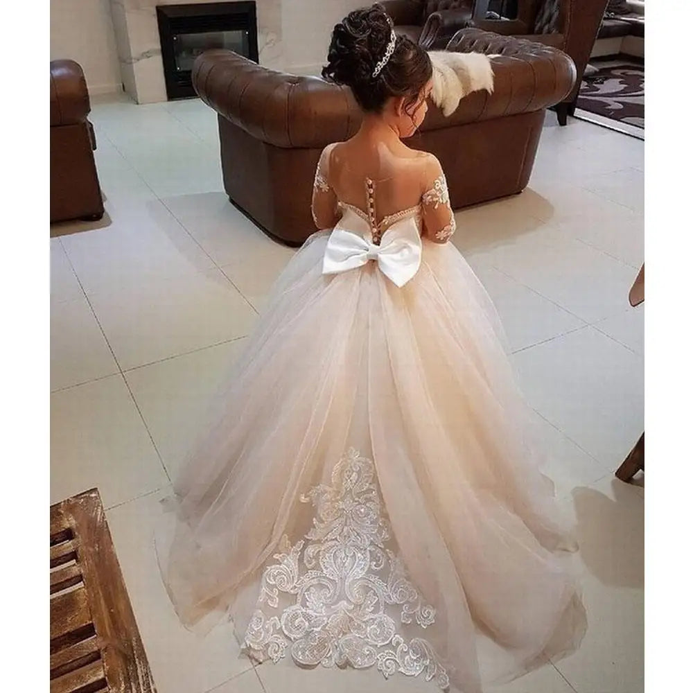 Cute Flower Girl Dresses for Wedding Big Bow Appliques Long Little Pageant Gowns Girls White Tulle First Communion Gowns