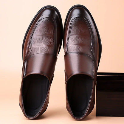Spring Autumn New Leather Shoes for Men Solid Color Business Casual Shoes Male Fashion British Style Dress Shoe Man